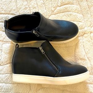 Time and Tru Memory Foam wedge booties